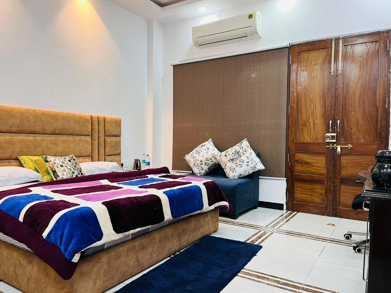 Shreshth Home Stay - Best Family Accommodation - 3Km From Har Ki Pauri, Haridwar, Uttarakhand 外观 照片