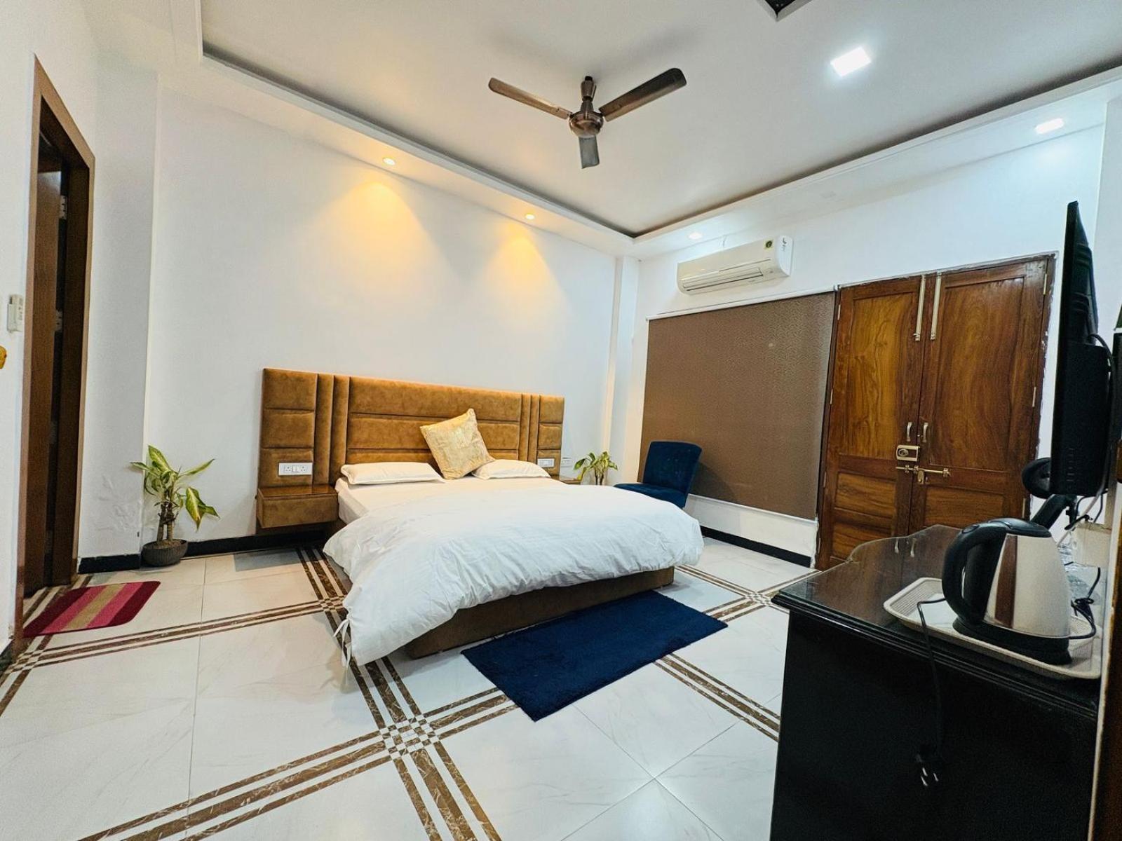 Shreshth Home Stay - Best Family Accommodation - 3Km From Har Ki Pauri, Haridwar, Uttarakhand 外观 照片